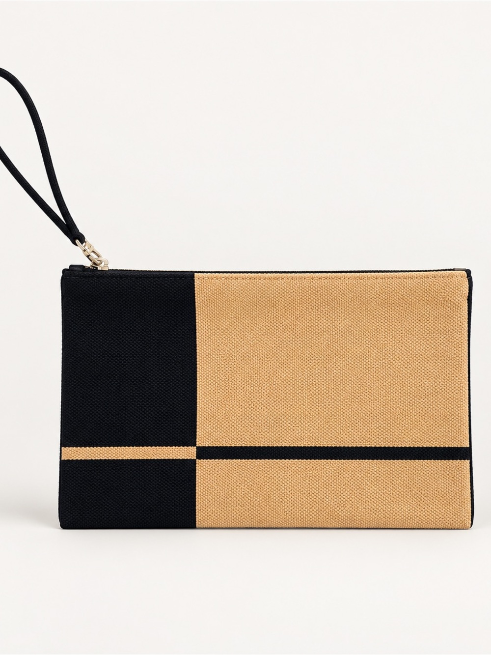 Rothy’s Wristlet Pouch in Black and Tan
